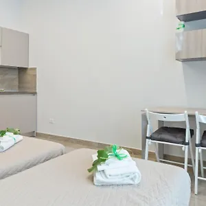 devon-metro-studio-apartments.hotels-amalfi.com/